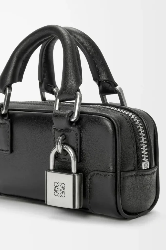 Amazona Nano en cuir de veau brillant Noir