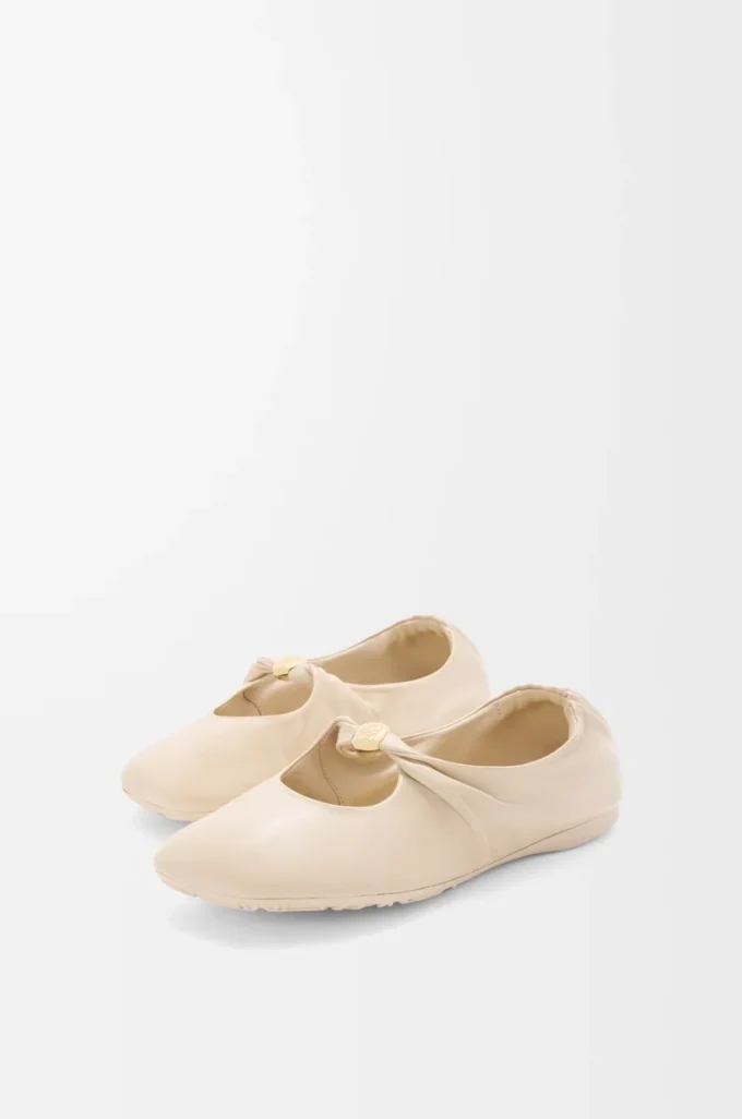 Ballerines Pebble Soft en cuir d&rsquo;agneau nappa couleur Dough
