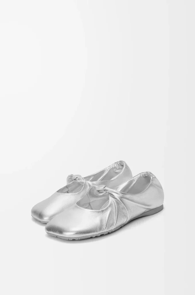 Ballerines Pebble Soft en cuir d&rsquo;agneau nappa laminé argenté