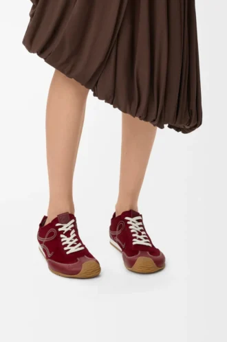 Ballet Runner 2.0 sans doublure en cuir de cerf et cuir de veau tanné végétal Bordeaux