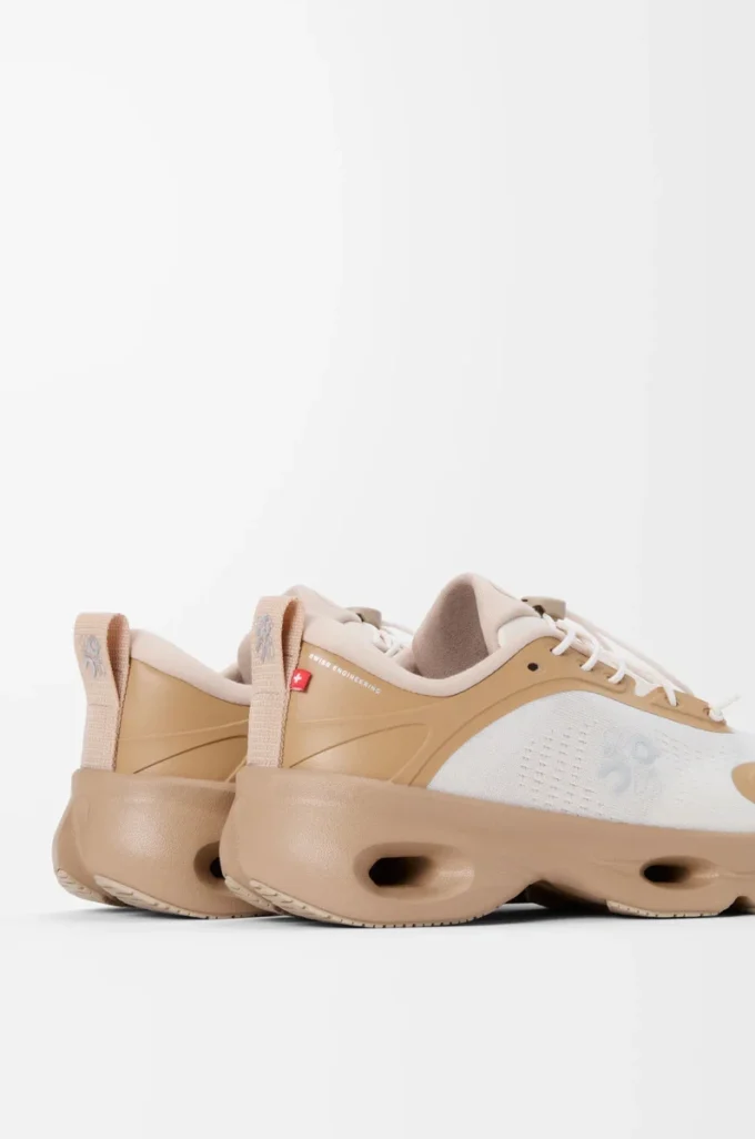Baskets Cloudsolo Dark Sand/Cream