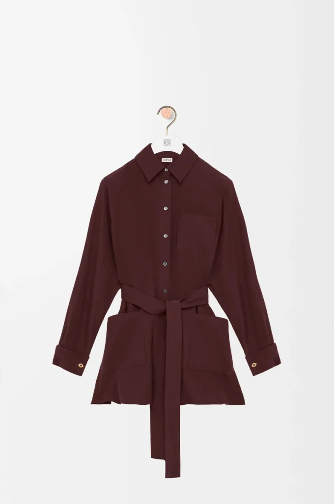 Blouse à ceinture en soie bordeaux
