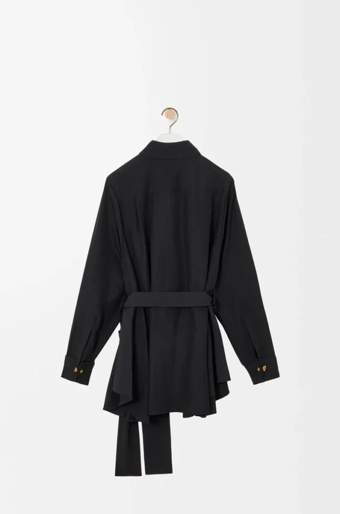 Blouse ceinturée en soie noire Blouse ceinturée en soie noire