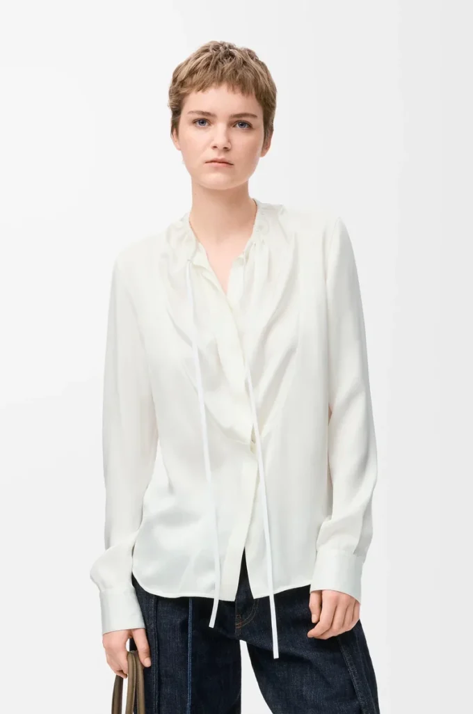 Blouse en soie blanche
