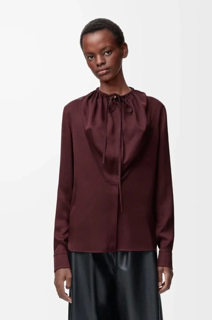 Blouse en soie bordeaux