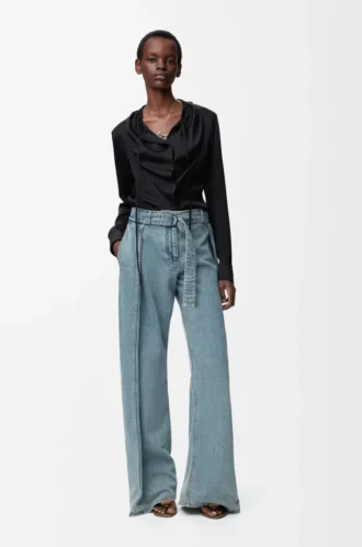 Blouse en soie noire