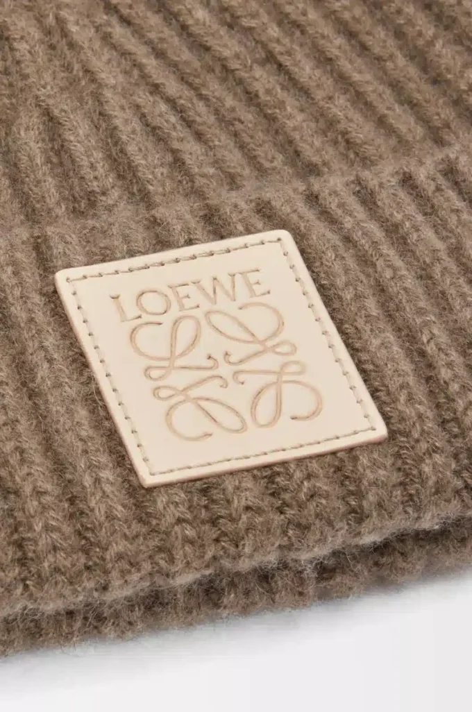 Bonnet en cachemire beige