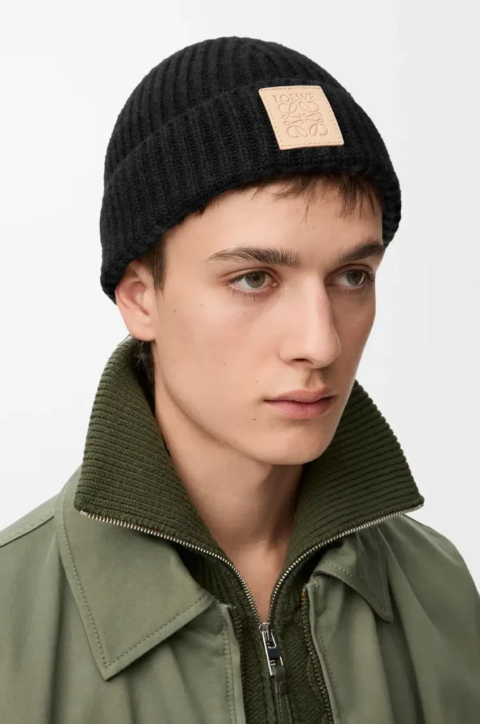 Bonnet en cachemire noir