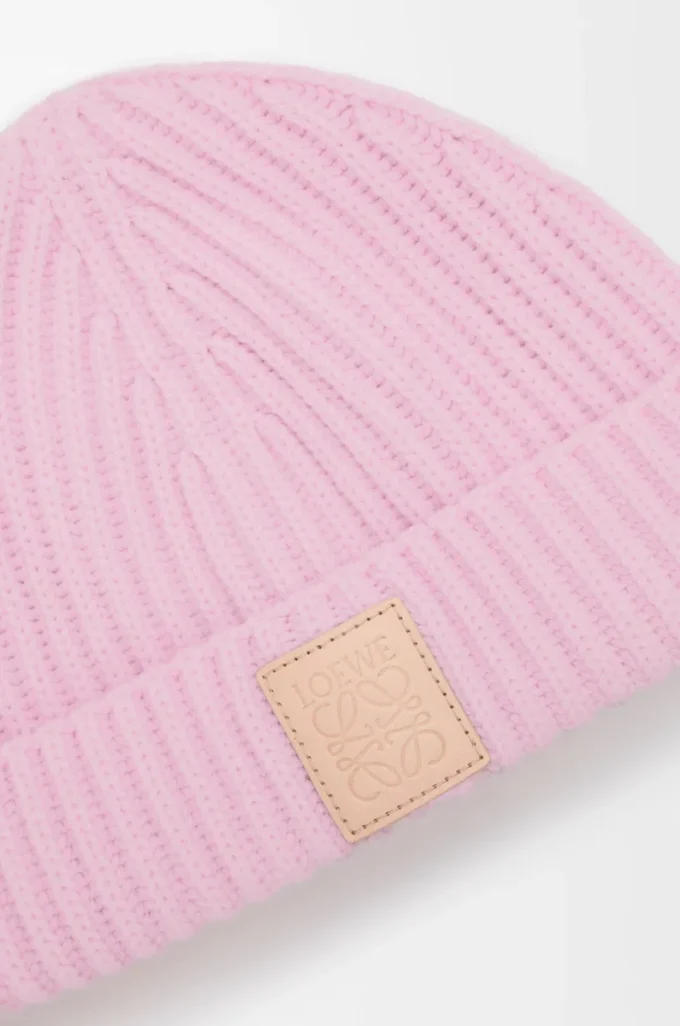 Bonnet en cachemire rose clair