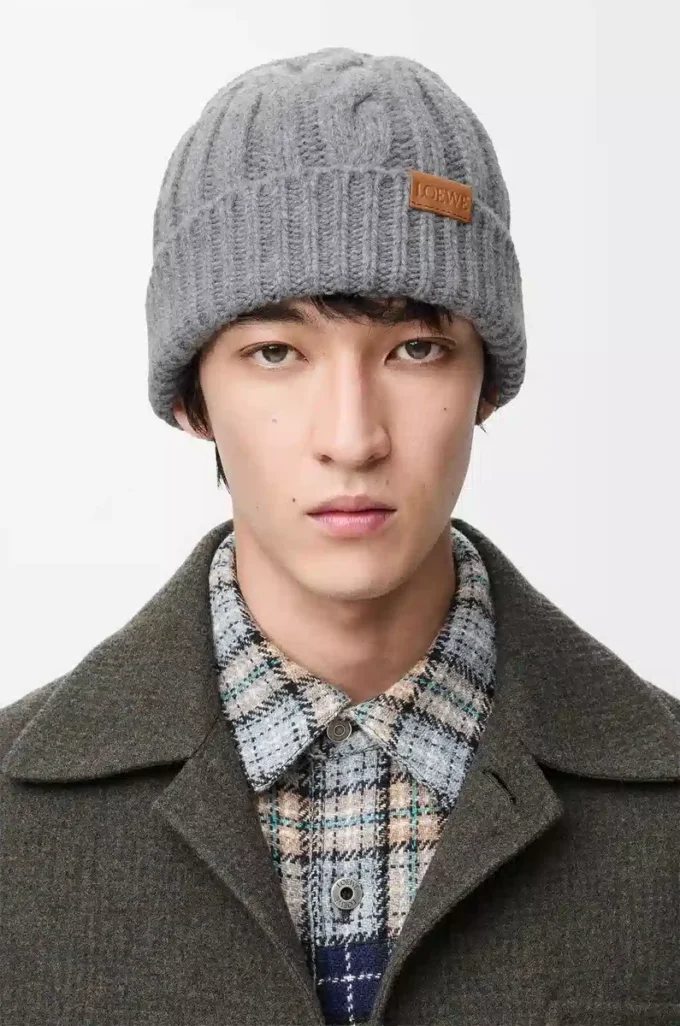 Bonnet en laine gris chiné