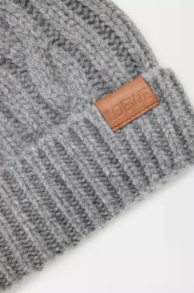 Bonnet en laine gris chiné