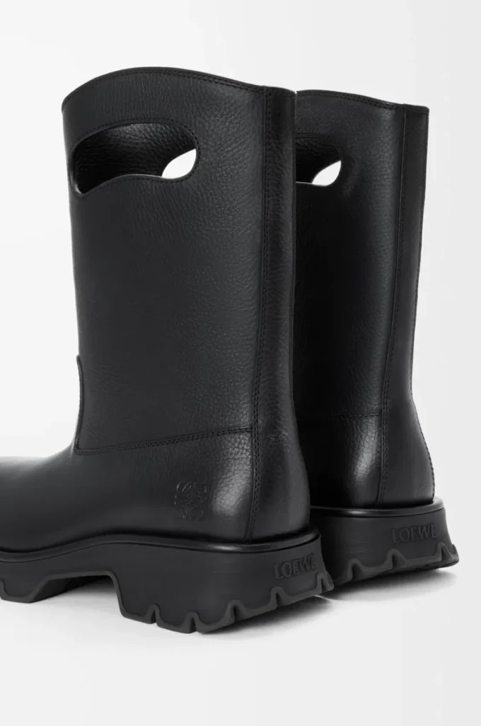Botte Bobby en cuir de veau grainé tanné végétal Noir