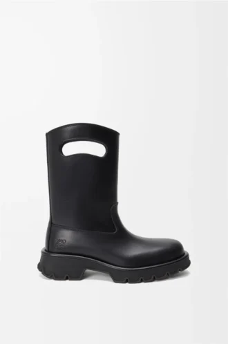 Botte Bobby en cuir de veau tanné végétal Noir Botte Bobby en cuir de veau tanné végétal Noir
