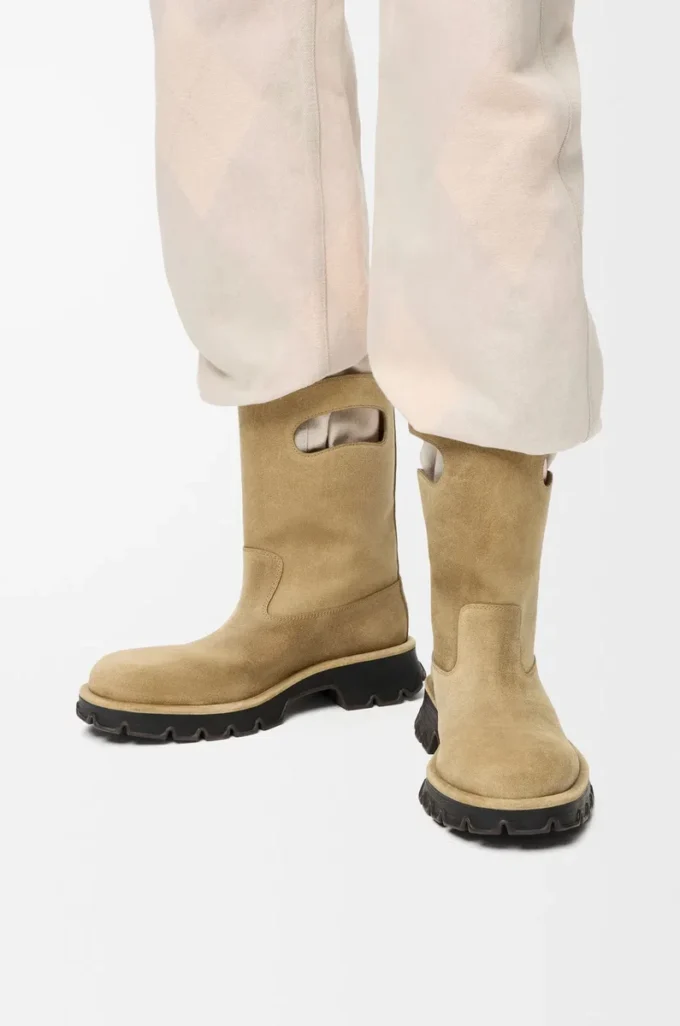Bottines Bobby en cuir de veau croûte ciré Sahara