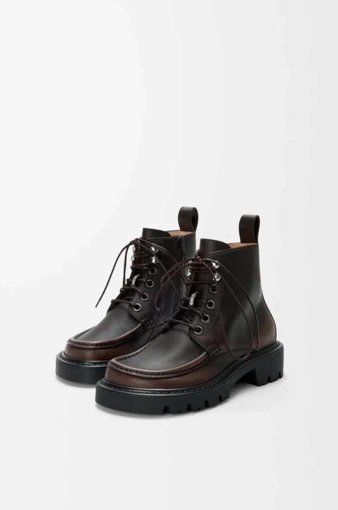 Bottines combat Sierra en cuir de veau brossé marron foncé Bottines combat Sierra en cuir de veau brossé marron foncé