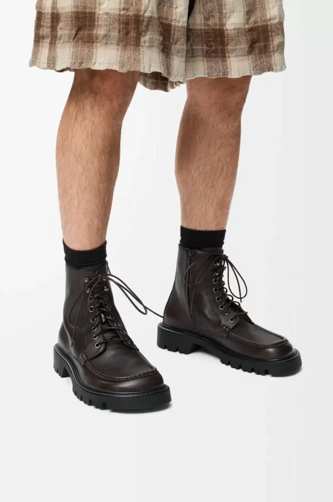 Bottines Sierra en cuir de veau brossé, couleur marron foncé
