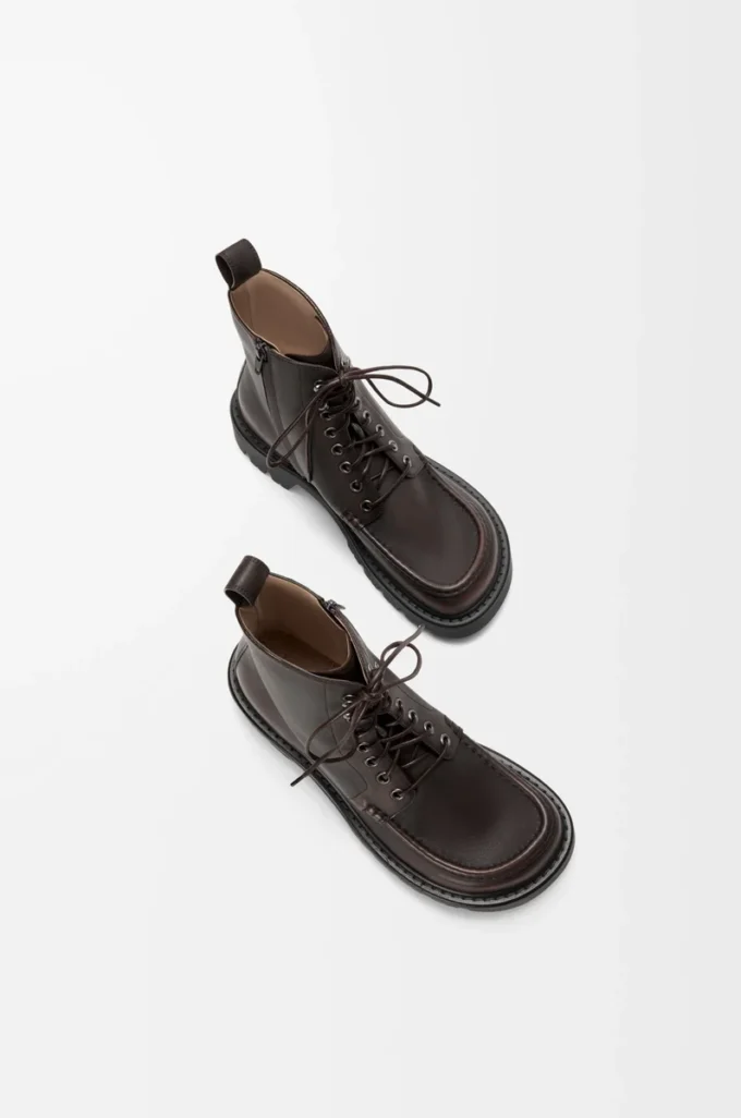 Bottines Sierra en cuir de veau brossé, couleur marron foncé