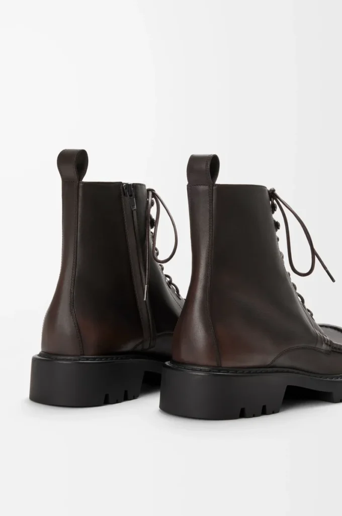 Bottines Sierra en cuir de veau brossé, couleur marron foncé