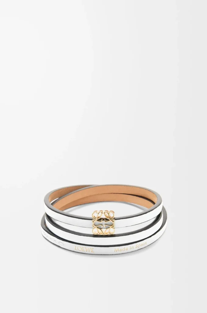 Bracelet rigide Twist en cuir de veau blanc cassé