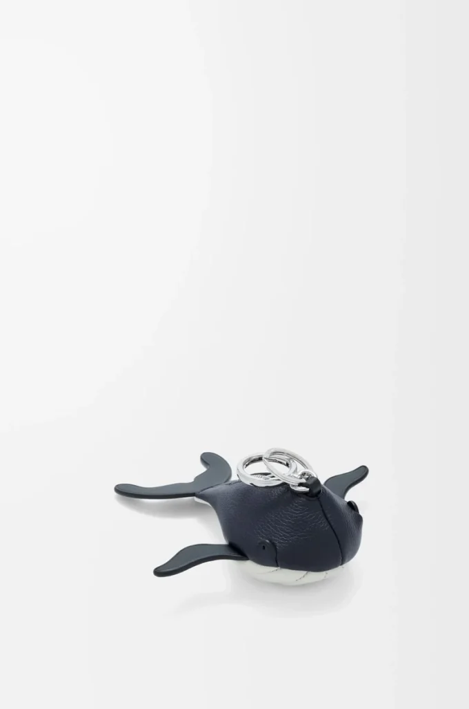 Breloque baleine en cuir de veau classique bleu nuit/blanc