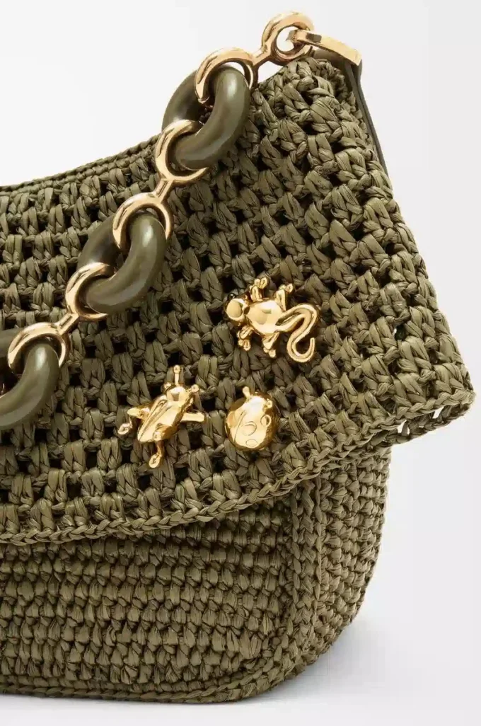 Broche sauterelle en laiton doré