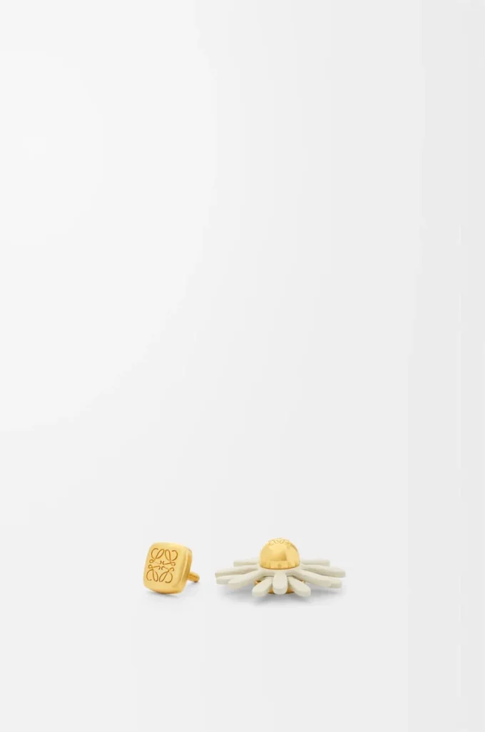 Broche fleur en cuir de veau Blanc