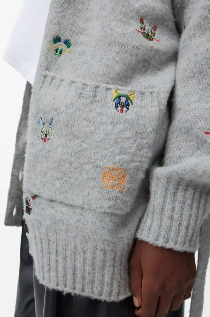 Cardigan ceinturé en laine gris/multicolore