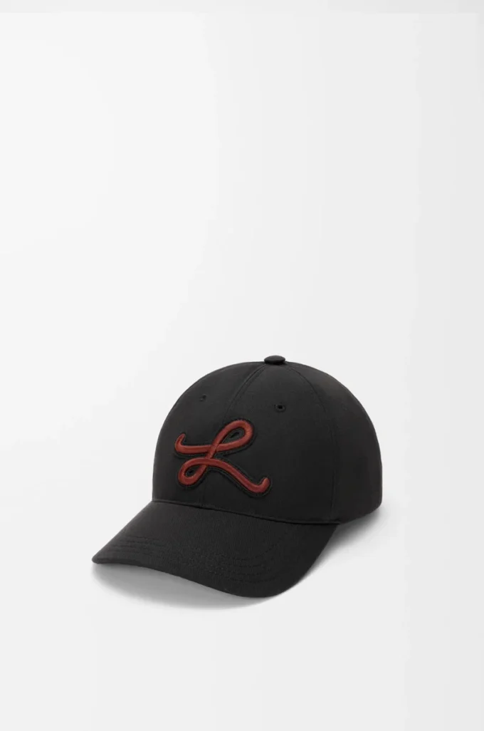 Casquette avec patch L en coton noir