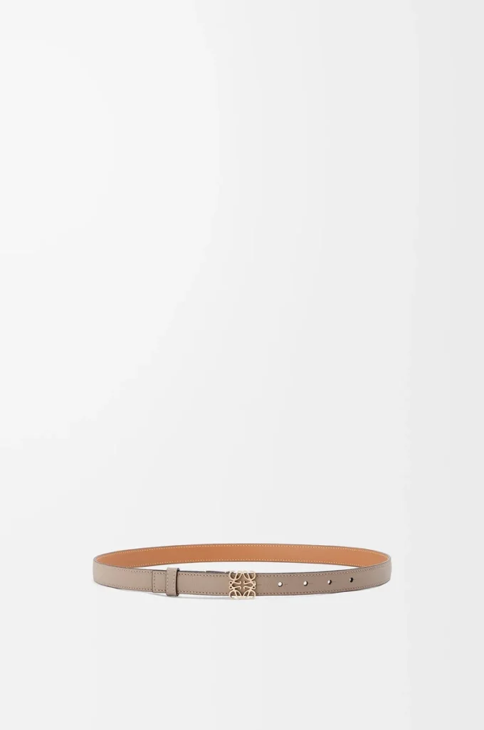 Ceinture Anagram en cuir de veau grainé sable/doré