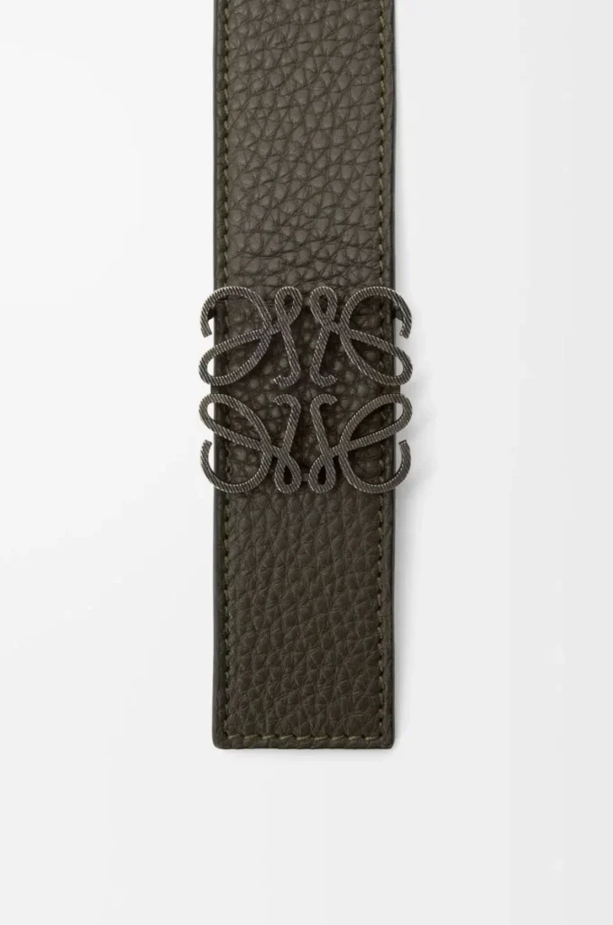 Ceinture réversible Anagram en cuir de veau grainé souple Dark Khaki/Black/Dark Pal