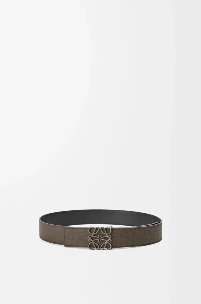 Ceinture réversible Anagram en cuir de veau grainé souple et cuir de veau lisse Toundra/Noir/Étain