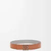 Ceinture réversible Anagram en cuir de veau lisse Tan/Gris asphalte/Étain