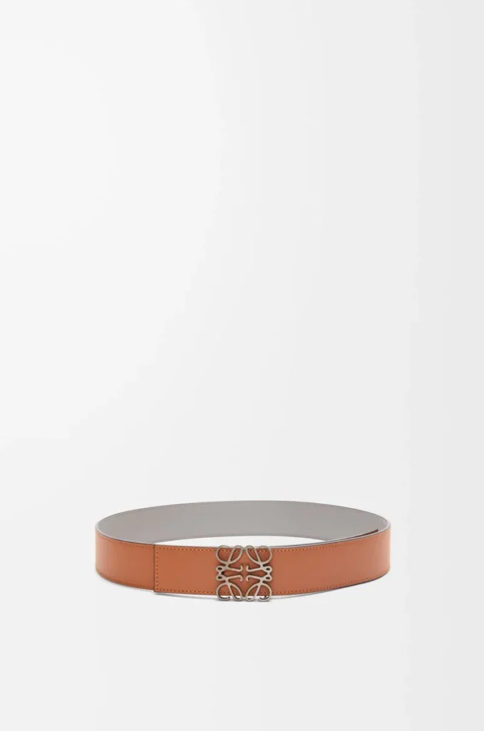 Ceinture réversible Anagram en cuir de veau lisse Tan/Gris asphalte/Étain