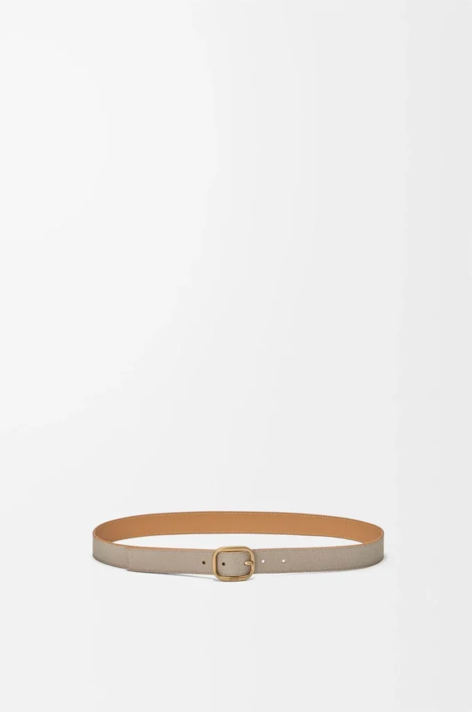 Ceinture souple arrondie en cuir de veau grainé souple couleur argile/doré