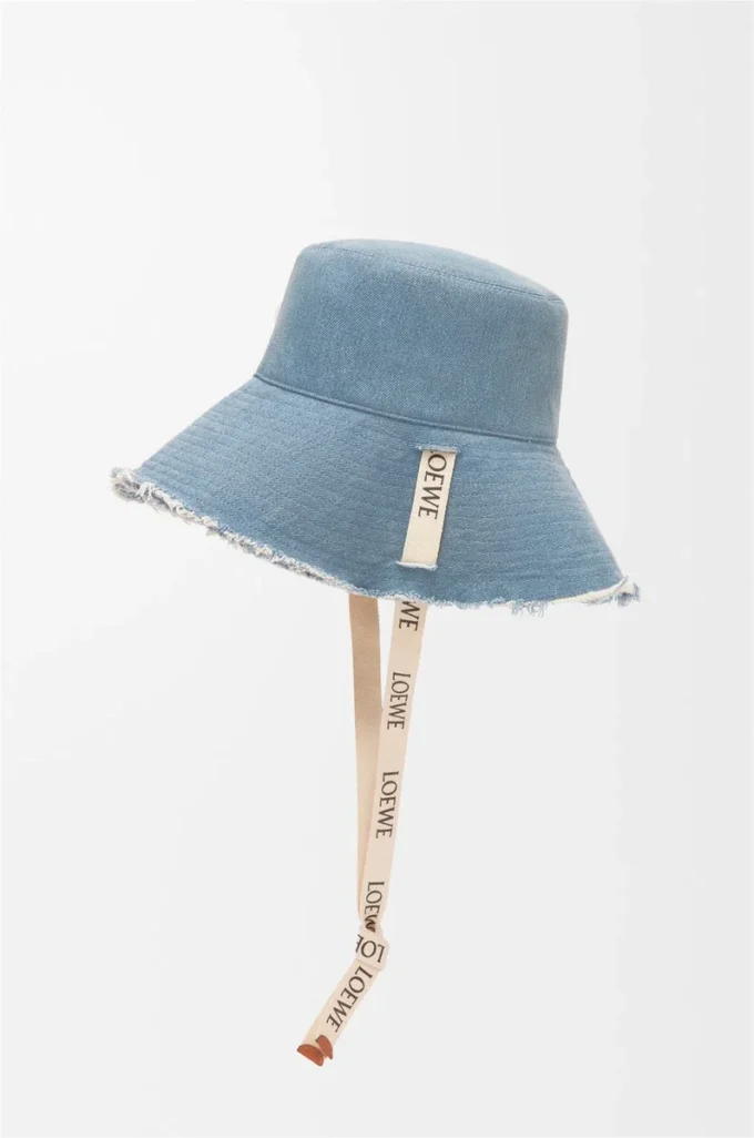 Chapeau de pêcheur effiloché en denim et cuir de veau Denim bleu