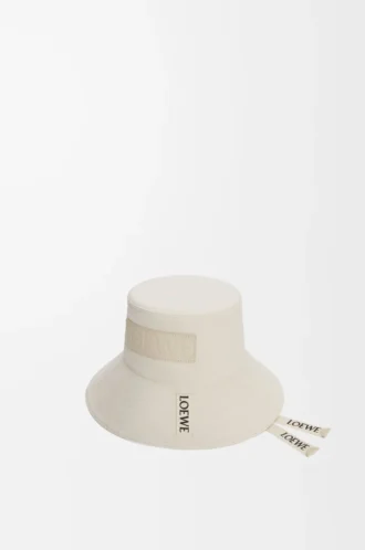 Chapeau de pêcheur en toile blanc cassé