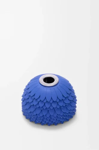 Charm fleur en cuir de veau bleu mer