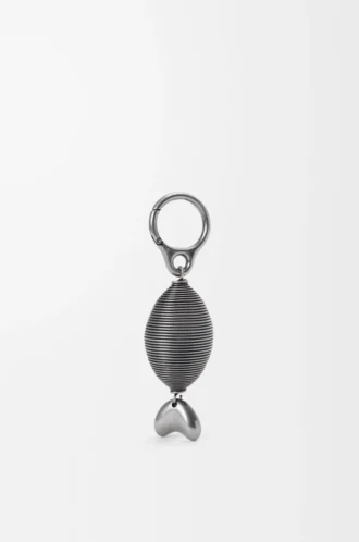 Charm poisson ovale argent vieilli