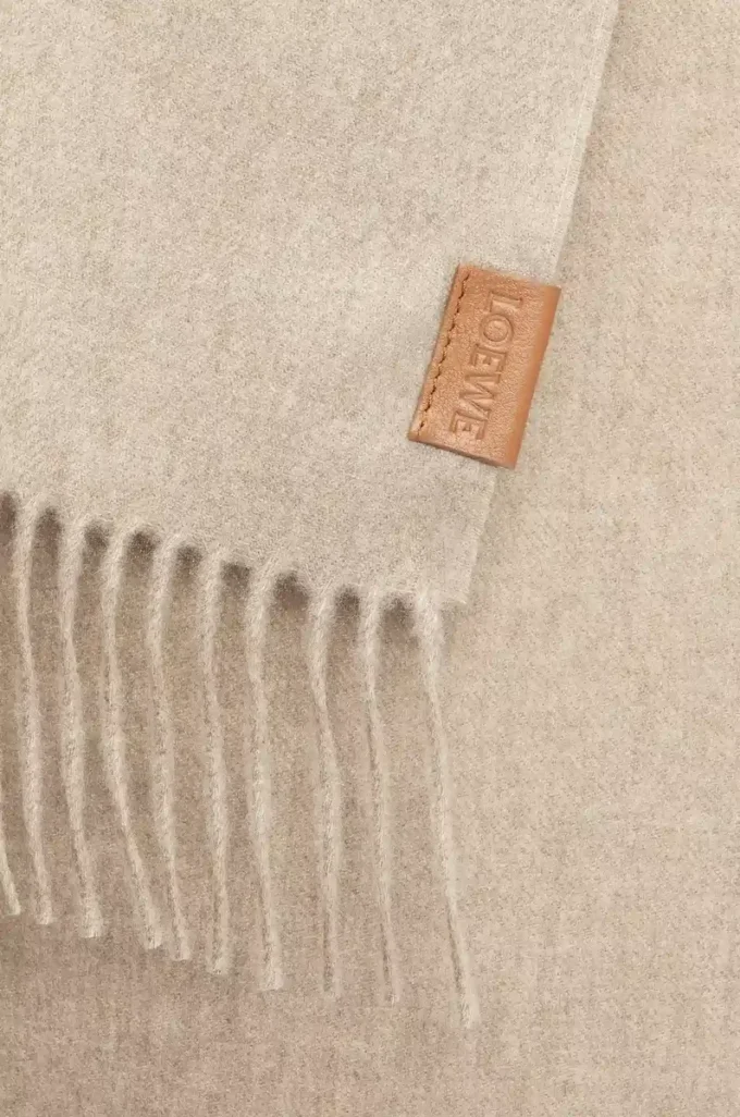 Écharpe en cachemire beige clair