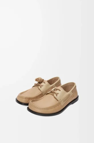 Chaussures bateau Campo en cuir de veau souple sable/cannelle