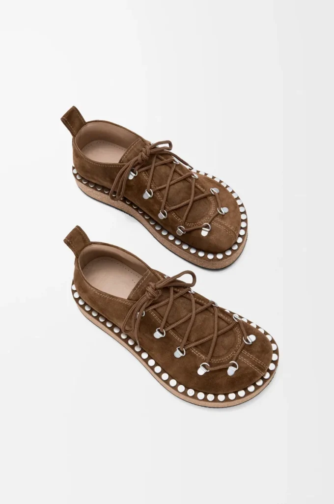 Chaussures à lacets en cuir de veau suédé marron