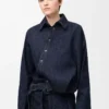 Chemise drapée en denim bleu indigo
