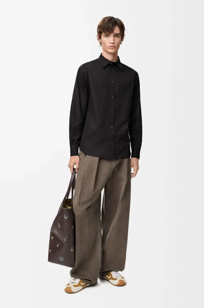 Chemise en coton noir