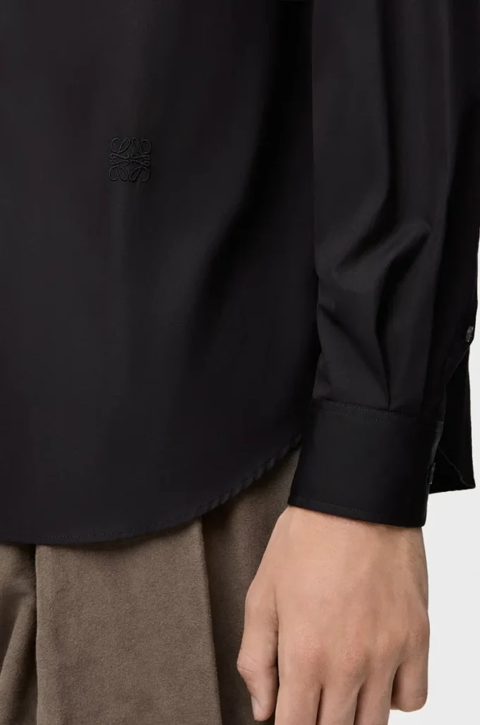 Chemise en coton noir