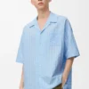 Chemise à manches courtes en coton bleu clair