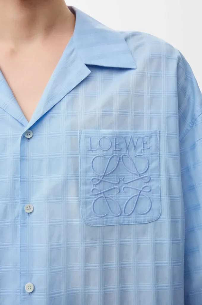 Chemise à manches courtes en coton bleu clair