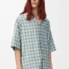 Chemise à manches courtes en laine mélangée bleu clair/blanc Chemise à manches courtes en laine mélangée bleu clair/blanc