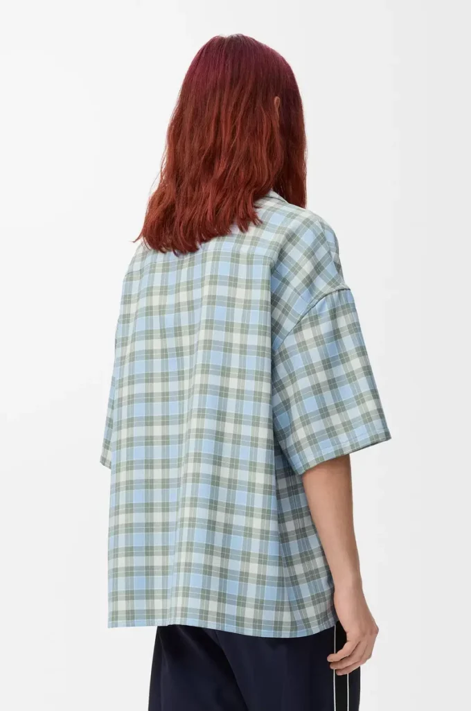 Chemise à manches courtes en laine mélangée bleu clair/blanc Chemise à manches courtes en laine mélangée bleu clair/blanc