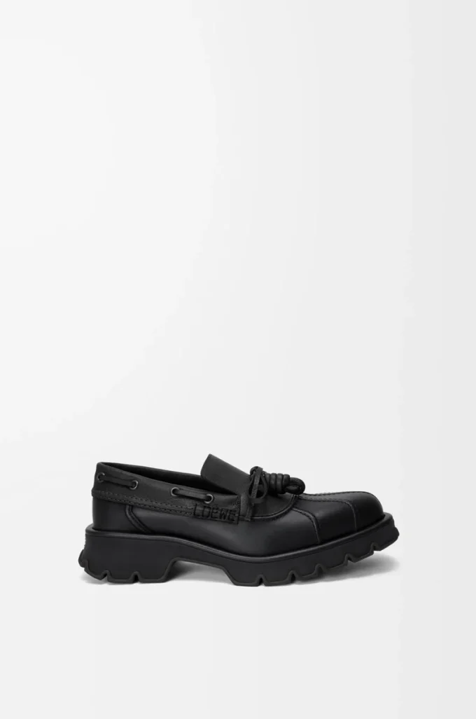 Derby Bobby en cuir de veau et cuir de veau tanné végétal Noir