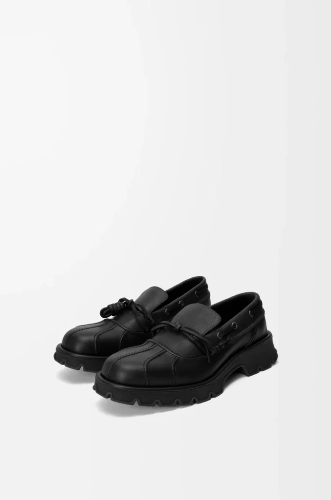 Derby Bobby en cuir de veau et cuir de veau tanné végétal Noir